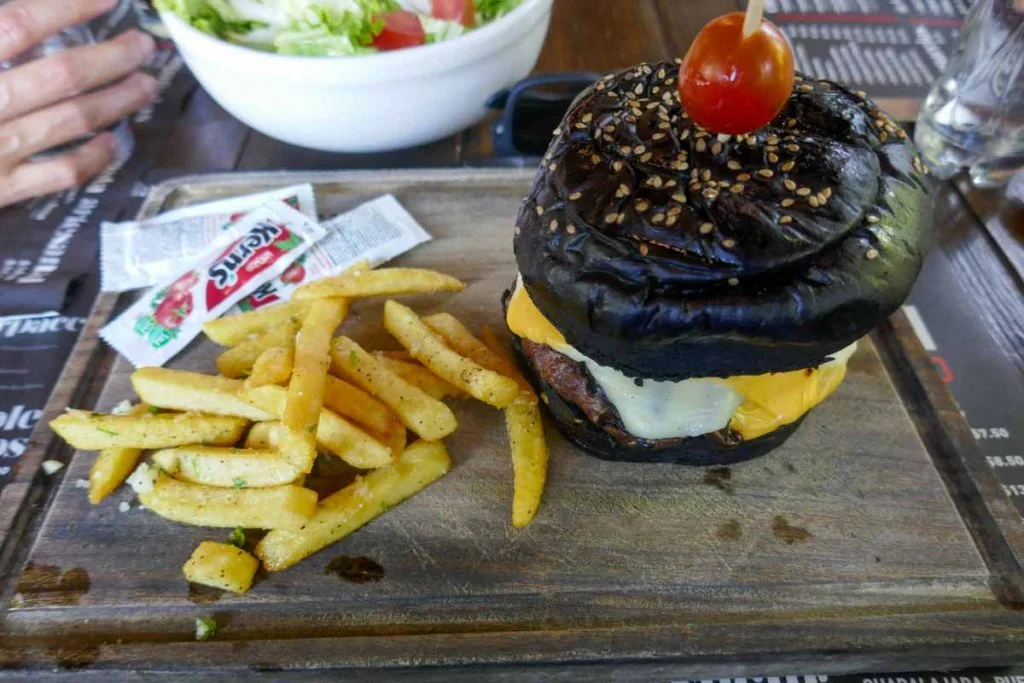 El Salvador High End Burger