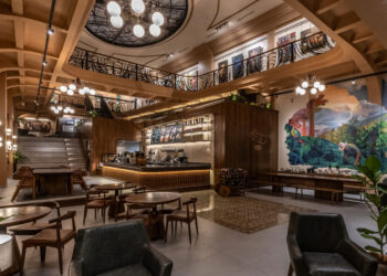 The inside of a classically restored building makes a great workspace for digital Nomads in El Salvador